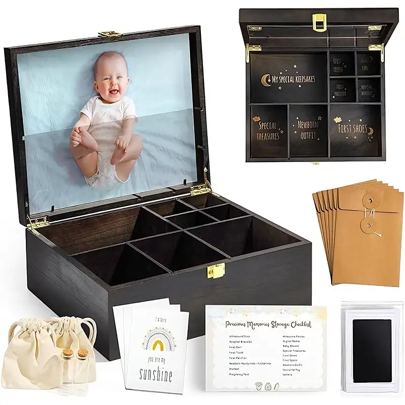 Ababy keepsake box with 6 items