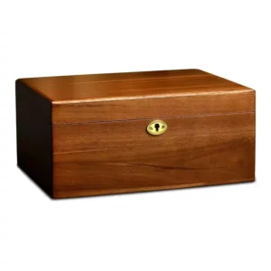 rustic-wooden-keepsake-box-with-lid (1) A wooden keepaske box